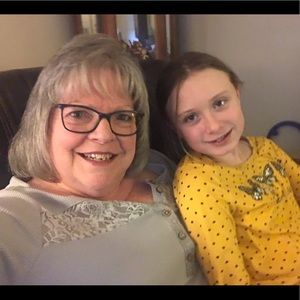 Meet your Posher, Debbie